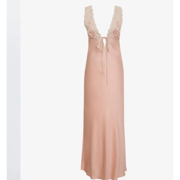 RUMORED- VENICE MAXI DRESS baby pink color - Picture 2 of 6